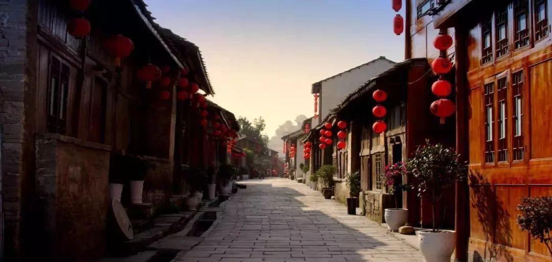 明年本命年 但是父亲去世未过百日 ，穿不穿红内衣？游戏画面